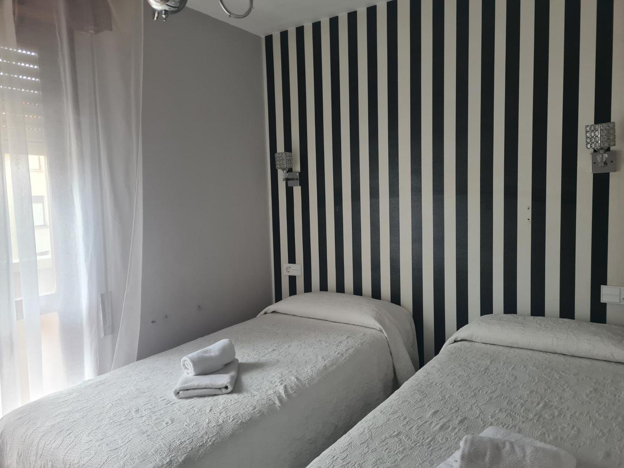 Rooms Castro Centro Castro Urdiales Bagian luar foto